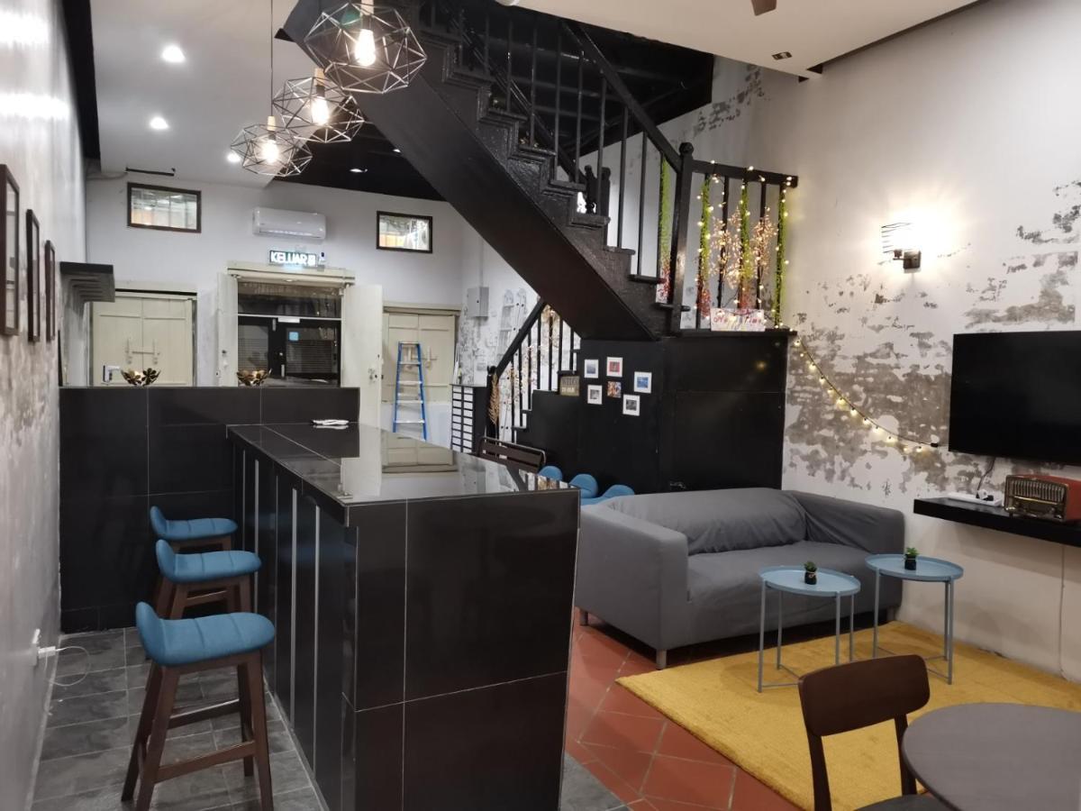 G Fortune Guest House+ George Town Eksteriør bilde