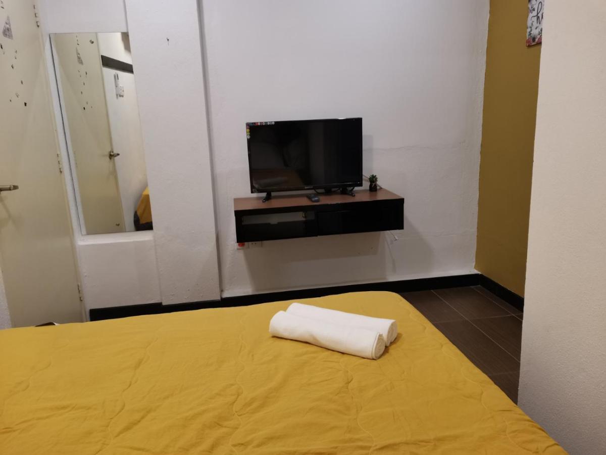 G Fortune Guest House+ George Town Eksteriør bilde