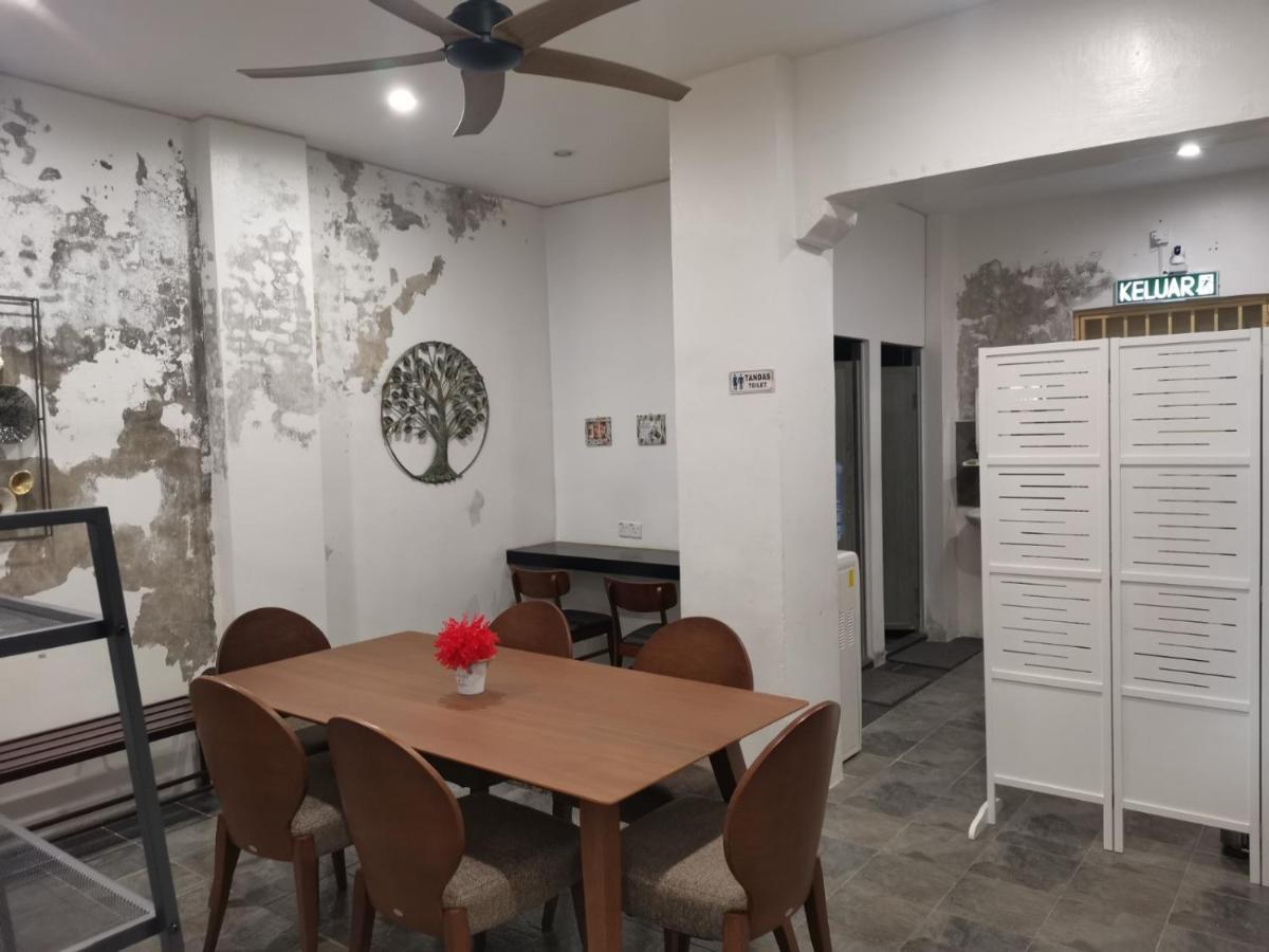 G Fortune Guest House+ George Town Eksteriør bilde
