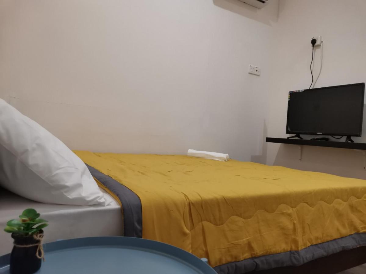 G Fortune Guest House+ George Town Eksteriør bilde