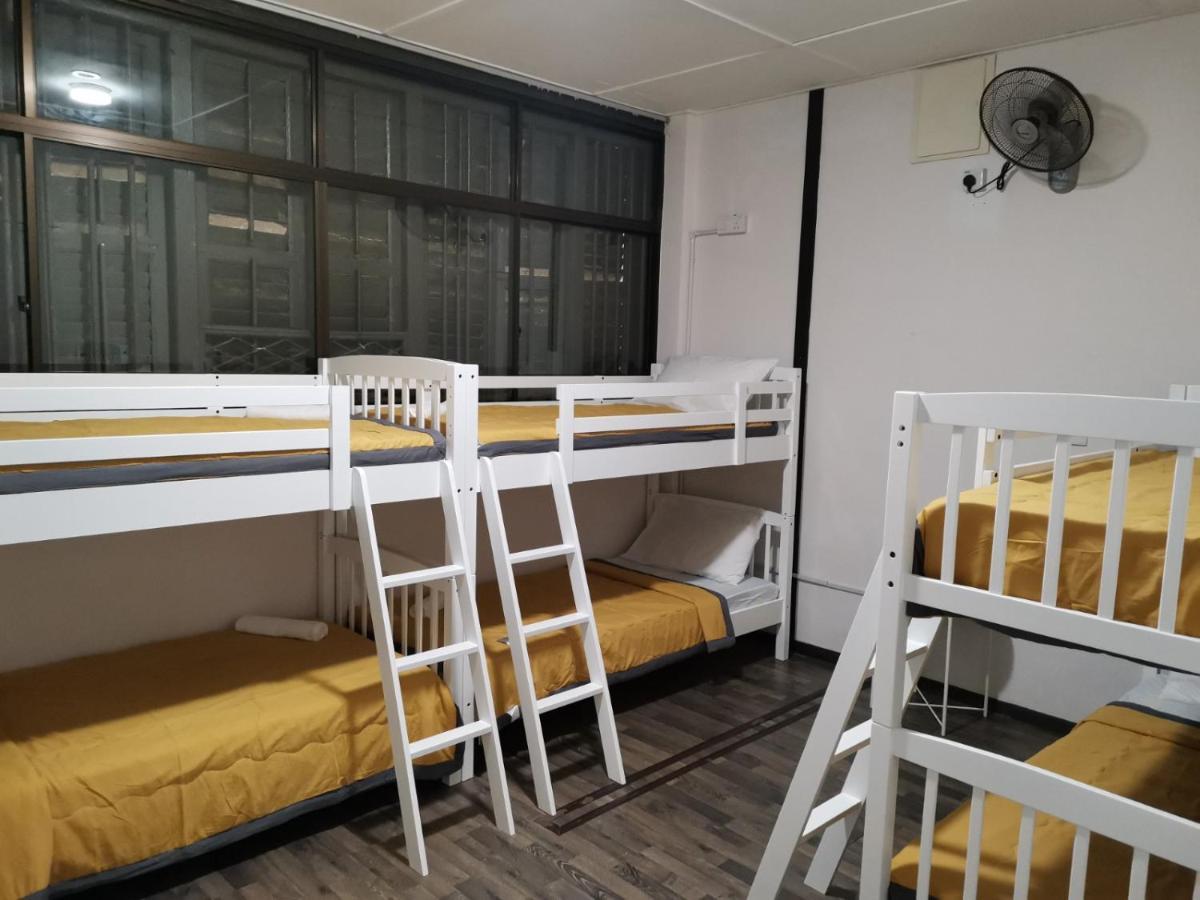 G Fortune Guest House+ George Town Eksteriør bilde